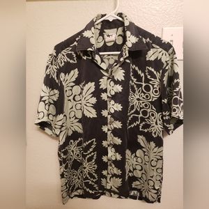 Mamo button down aloha shirt